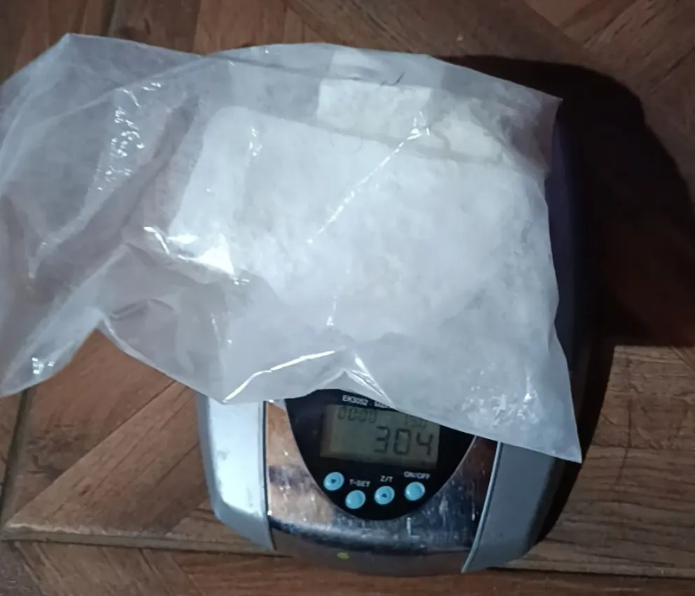 Dentro de la vivienda hallaron más de 300grs de cocaína. Foto gentileza 