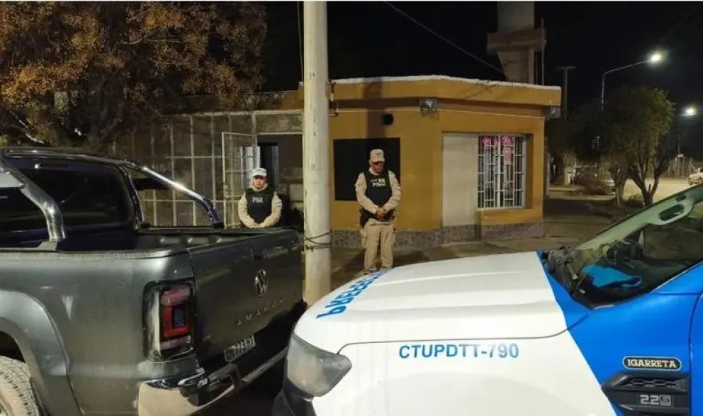 Uno de los allanamientos por presunta trata de personas fue en el barrio Confluencia.