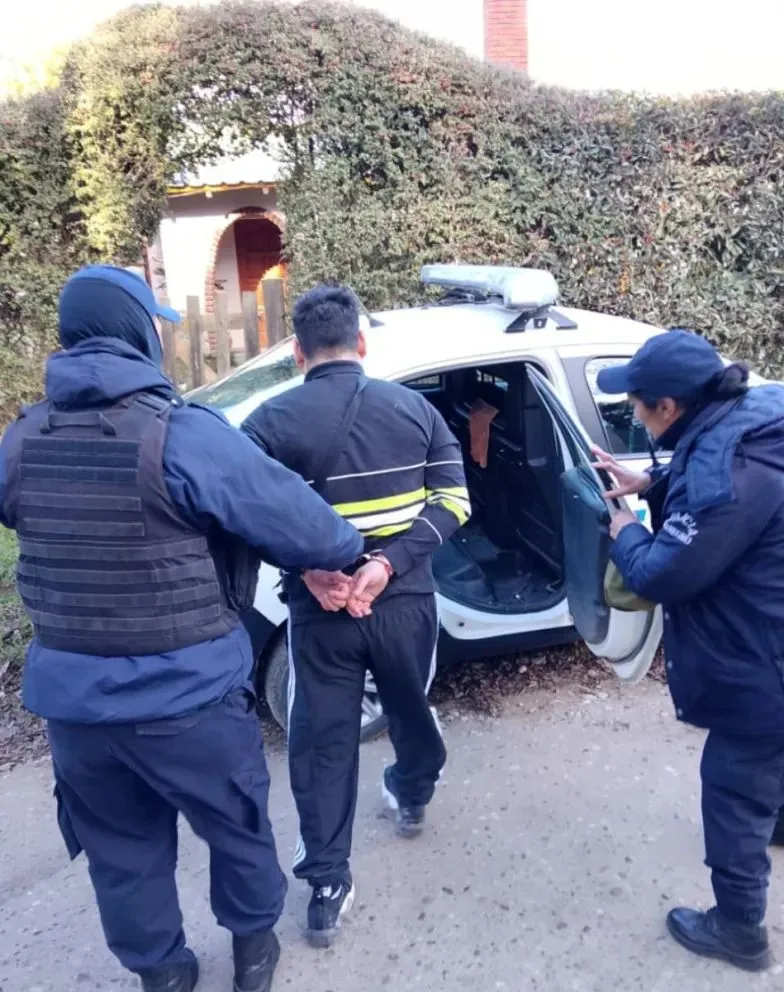 El hombre terminó detenido tras una persecución en el oeste. Foto: Policía de Río Negro.