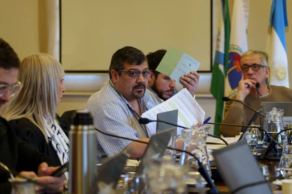 Los bloques alcanzaron la unanimidad para definir la fecha de elecciones. Foto: Marcelo Martínez