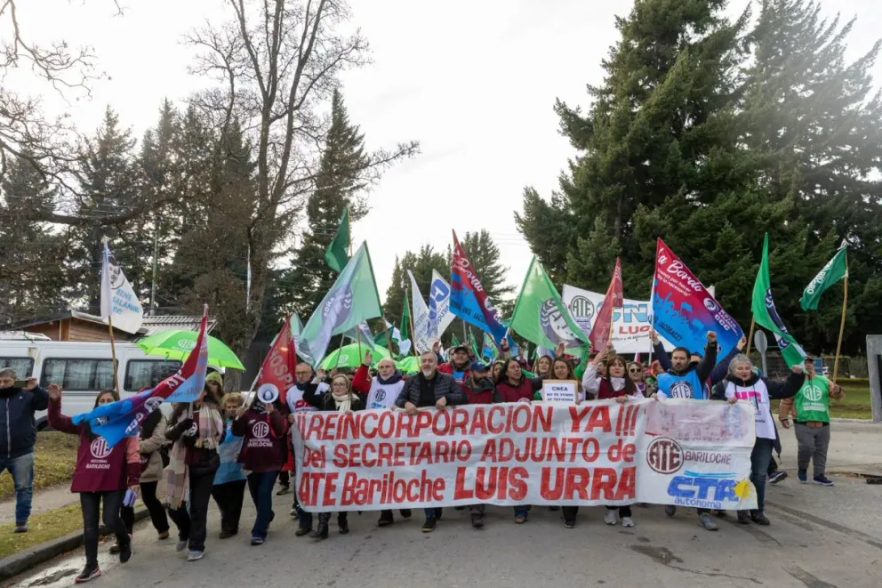 El reclamo tuvo el acompañamiento de otros gremios. Foto gentileza
