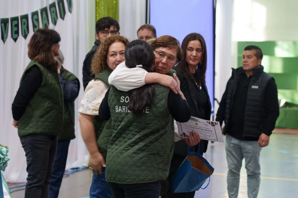 El acto se realizó en el gimnasio  Germán González. Fotos: Marcelo Martínez.