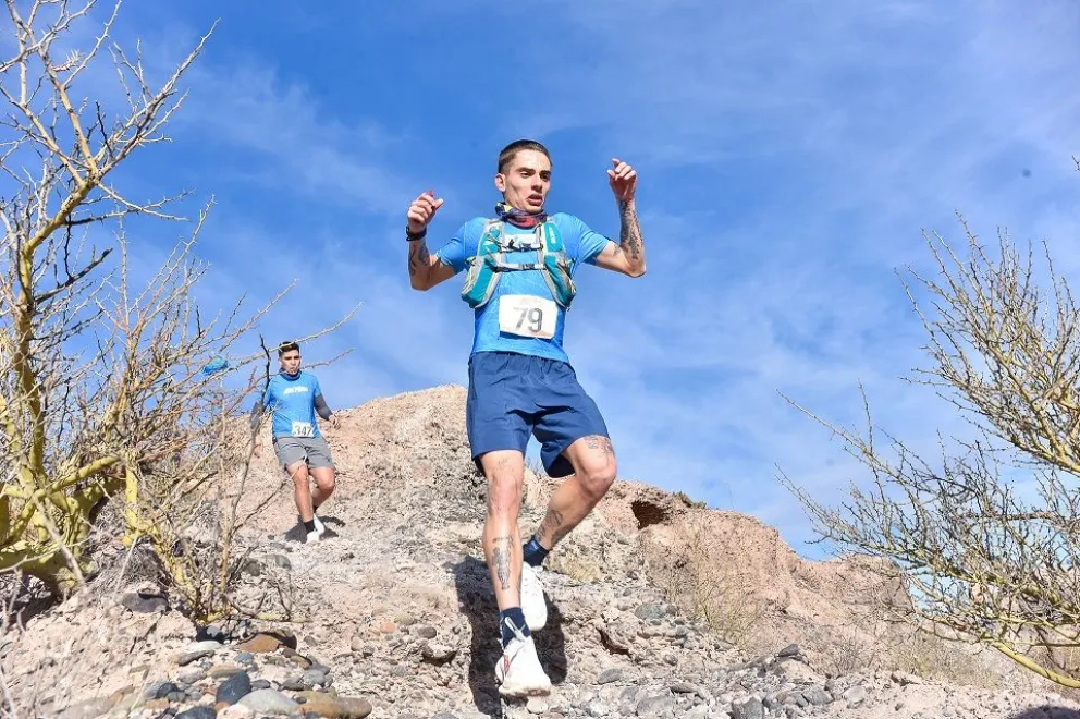 El roquense Matteo Lescano sumó otra victoria. Ahora ganó los 18 kilómetros. Fotos: Marcelo Merlo - gentileza.