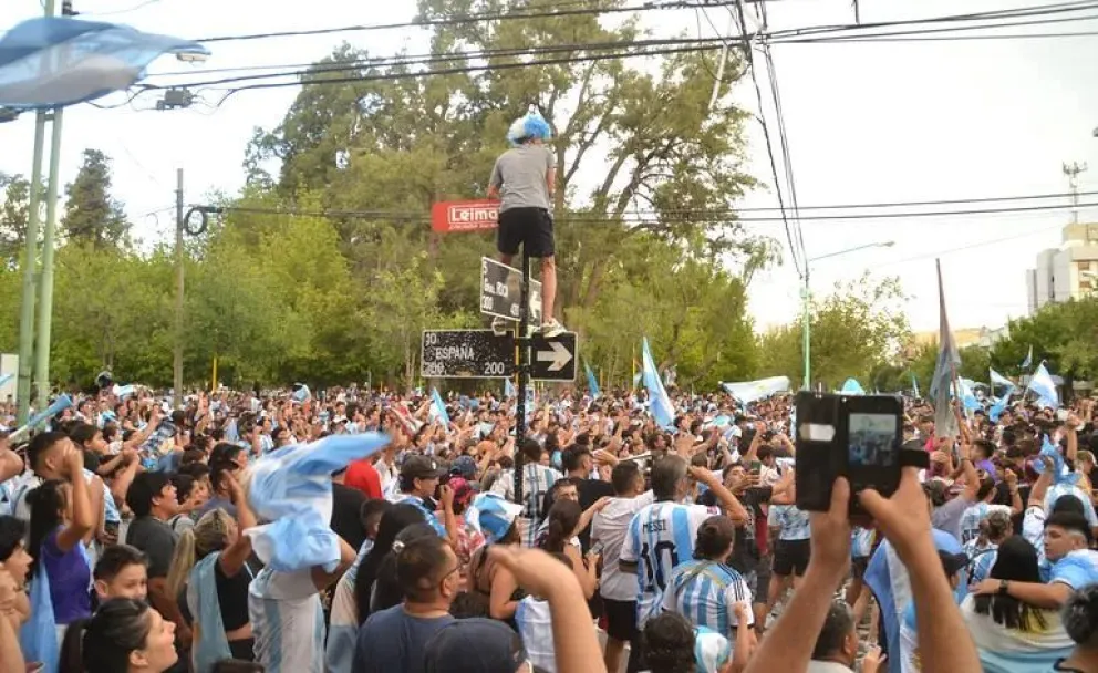 Operativo en Cipolletti.