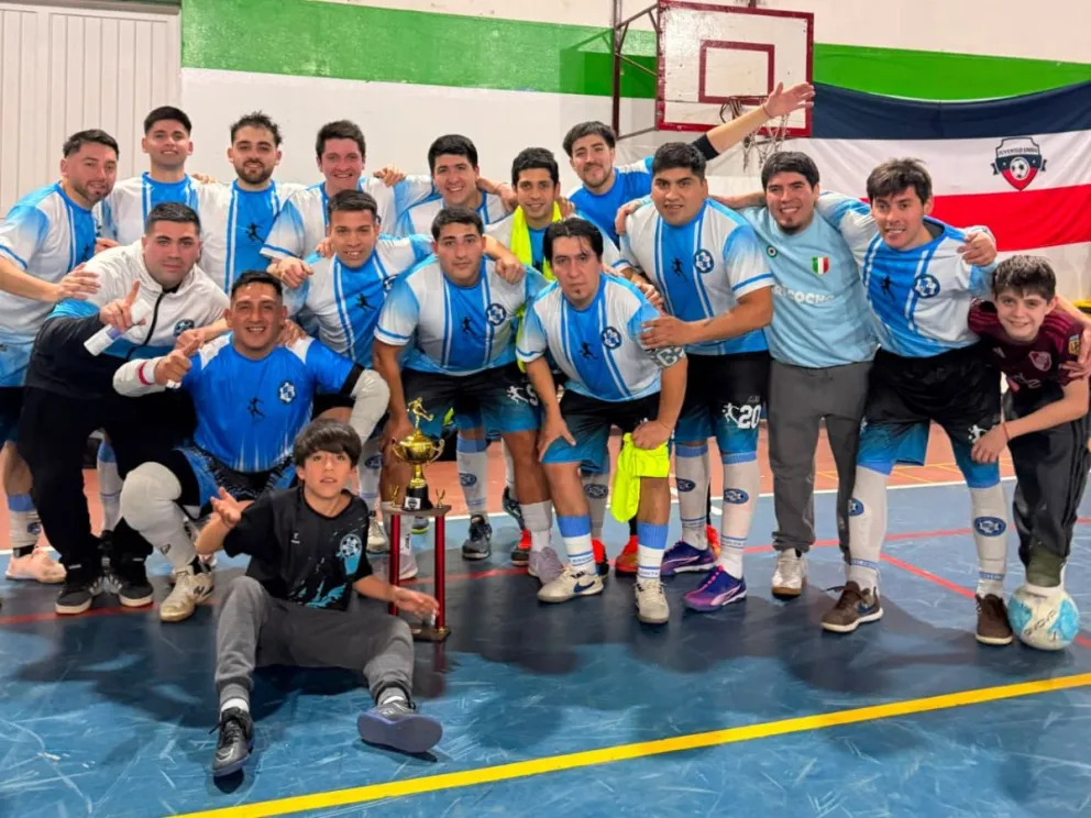 Los resultados en el campo de juego reflejaron el dominio de los conjuntos barilochenses. Fotos: Prensa ADEFUL.