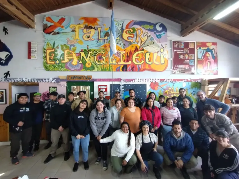 Una celebración cargada de emoción tras largas semanas de sacrificio.  Fotos gentileza. 