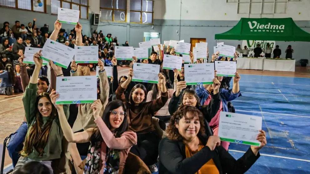 Las personas que participaron de la capacitación, suman una herramienta clave para insertarse en el mercado laboral. Foto: Gobierno de Río Negro.