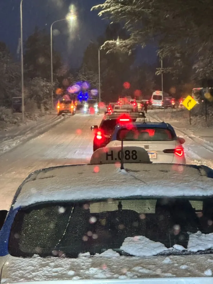 Es necesario tomar precauciones a la hora de transitar con nieve. Foto: gentileza,