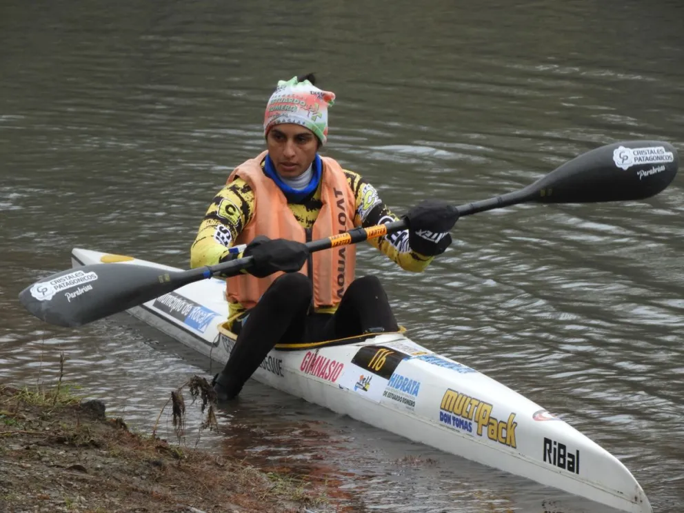 La roquense Cecilia Collueque, múltiple campeona mundial master de canotaje, dirá presente. Foto: Adrián Hernández.