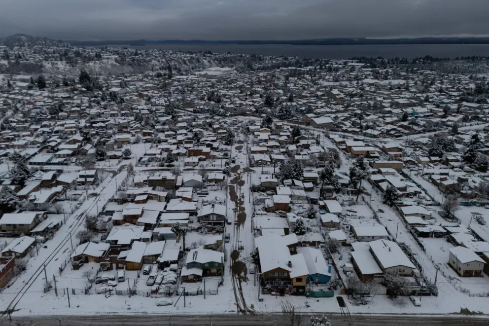 La alerta por intensas nevadas regirá hasta el martes 28. Foto: Marcelo Martínez.