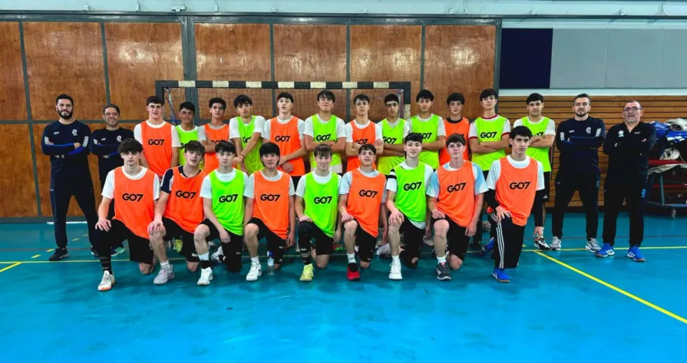 El seleccionado nacional masculino tiene presencia regional. El neuquino Juan Augusto Dirr irá por una linda experiencia. Foto: gentileza.