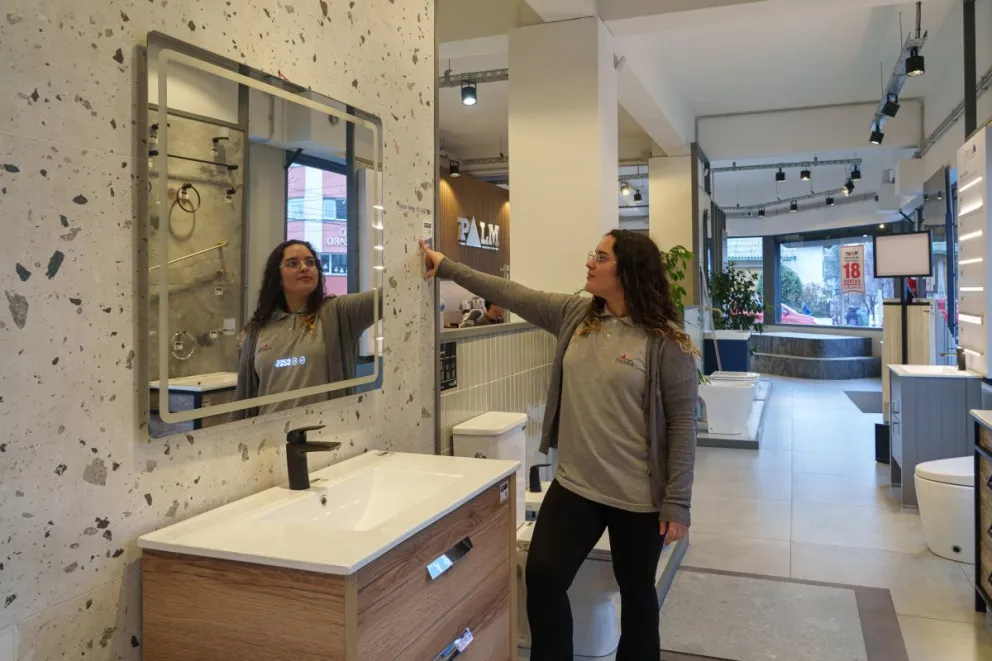 Palm poseé más de 50 mil metros cuadrados de pisos y revestimientos para ser entregados de forma inmediata. Fotos: Marcelo Martínez.