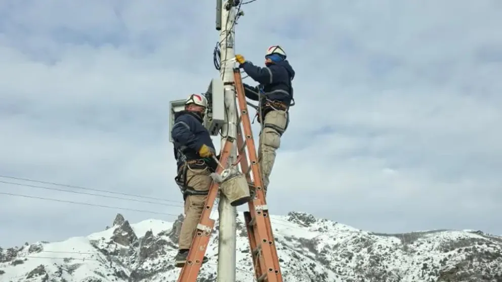 Los nuevos equipos estarán conectados al centro de monitoreo local y se integrarán a la red provincial de videovigilancia. Foto gentileza