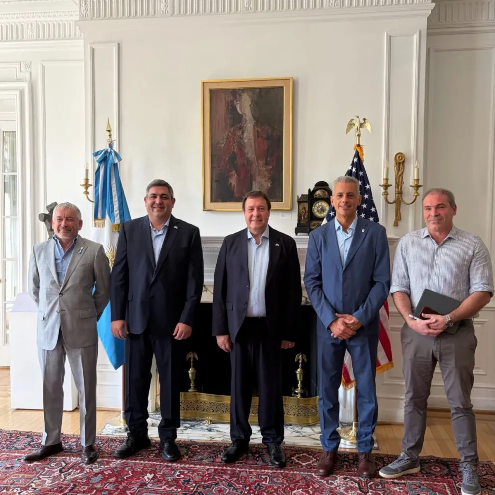 60 millones de dólares que serán invertidos exclusivamente en equipamiento, incorporación de tecnología y la modernización integral de los hospitales públicos. 