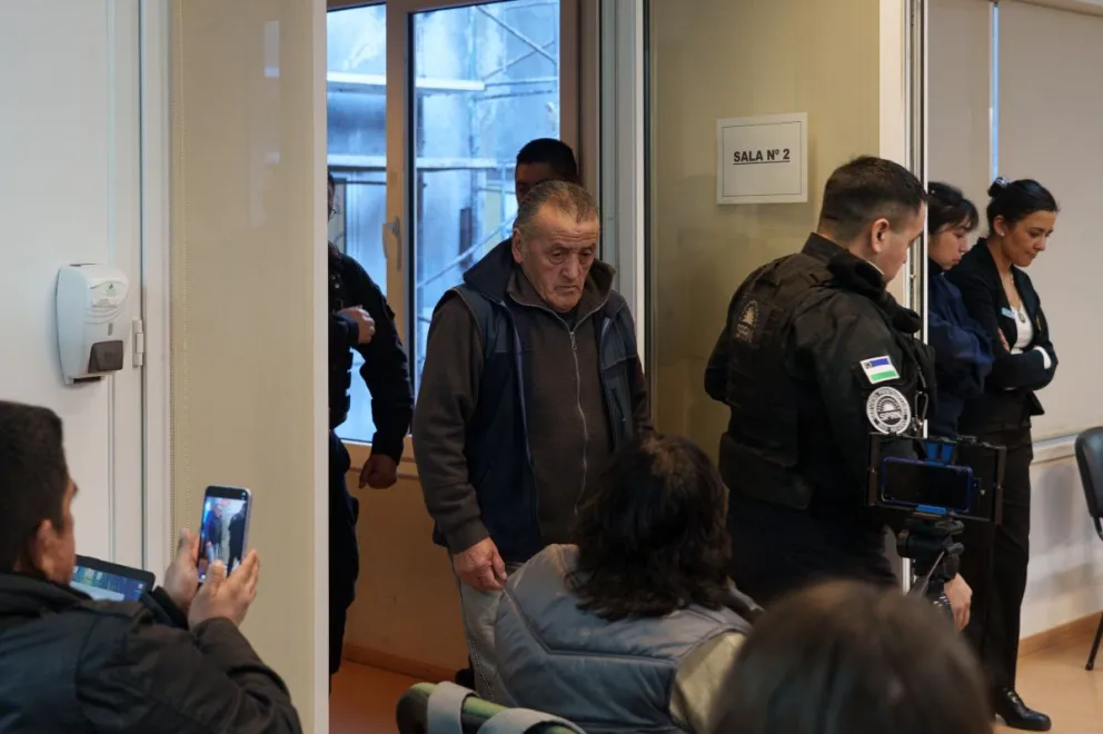 El hombre fue condenado por el crimen cometido en mayo en el paraje Pipilcura. Fotos: Marcelo Martínez.
