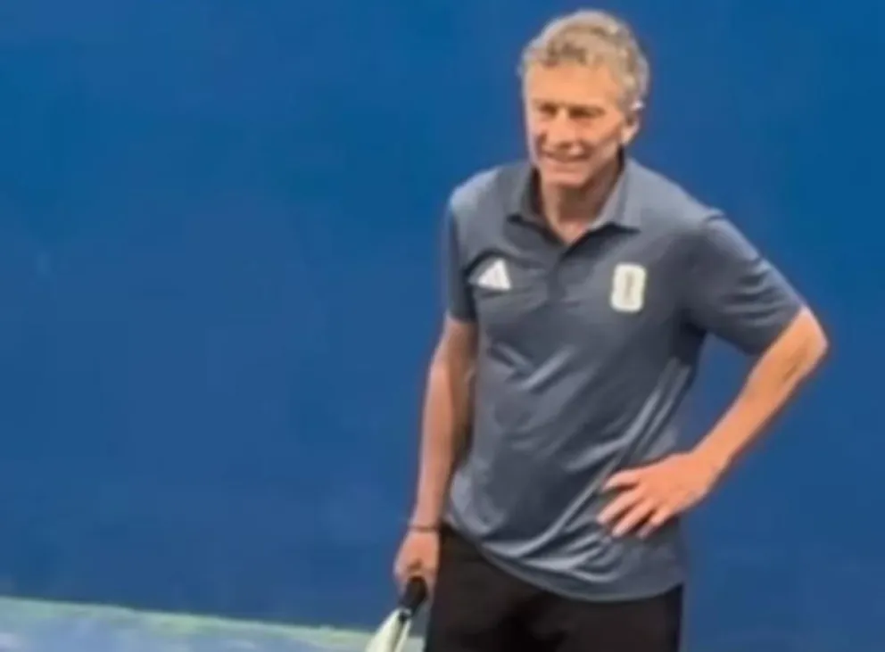 Macri en su paso por Bariloche jugó al padle y esquió en Catedral. Foto gentileza. 