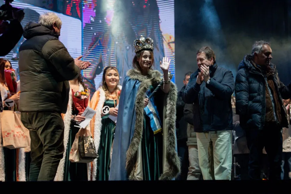 La coronación se vivió como uno de los momentos más emotivos de la Fiesta. Fotos: Marcelo Martínez.