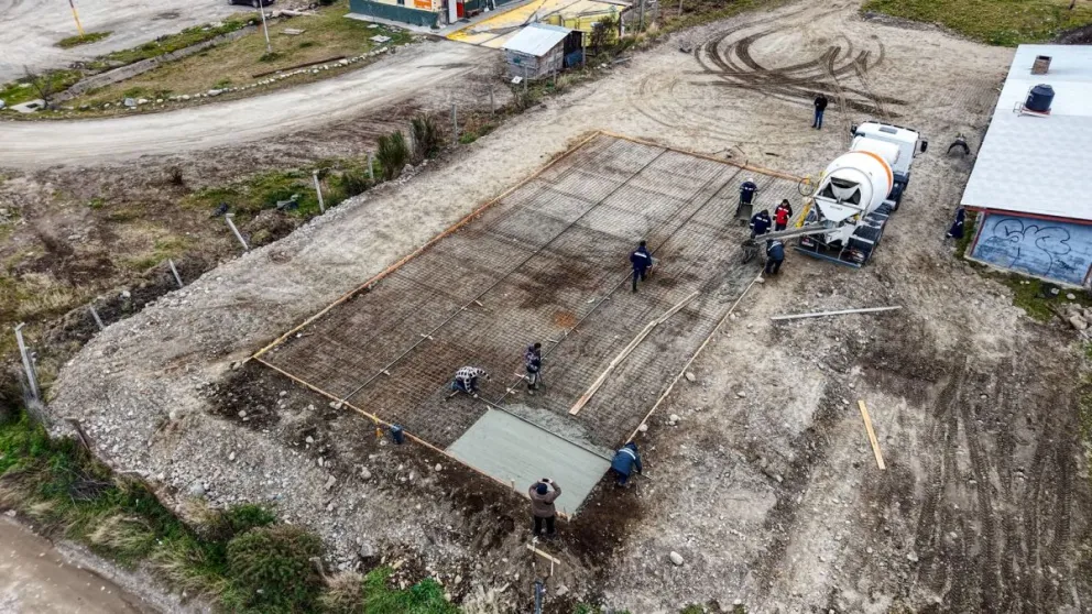 El trabajo es realizado con mano de obra íntegramente municipal. Foto: Municipalidad de Bariloche.