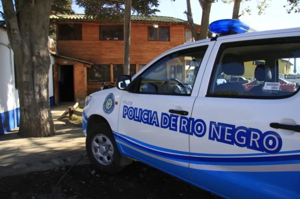  El ataque ocurrió en la madrugada en Mascardi y Otto Goedecke con un arma blanca de fabricación artesanal.
