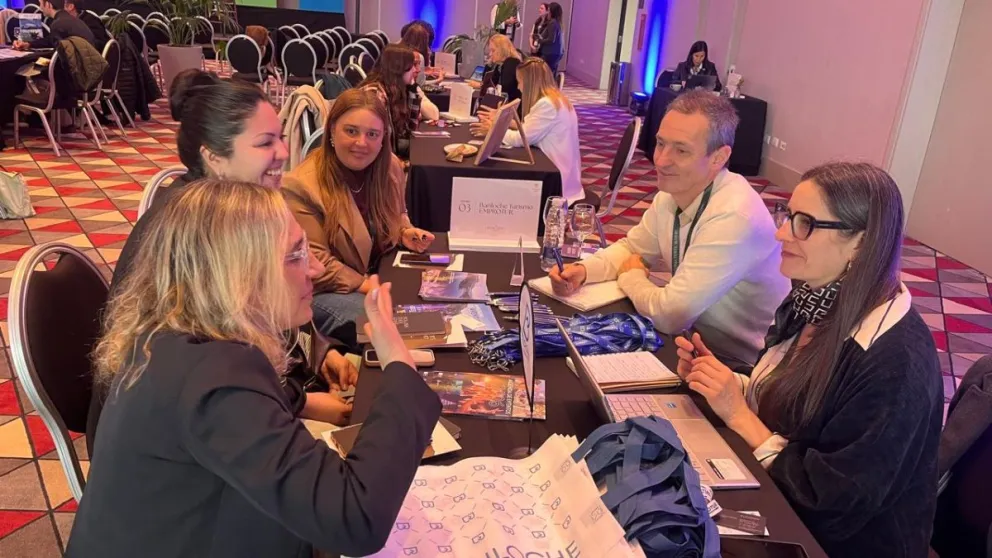 La agenda, que ya tuvo acciones en Perú y México, continuará durante las próximas semanas con presencia en mercados estratégicos de Sudamérica, Europa y América del Norte. Foto: Prensa EMPROTUR.