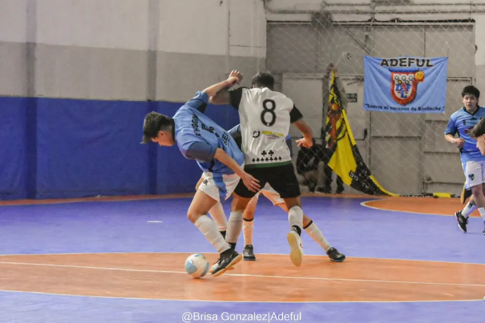 La categoria Paralelo inicia el fin de semana de definiciones. Foto gentileza: Brisa Gonzalez.  