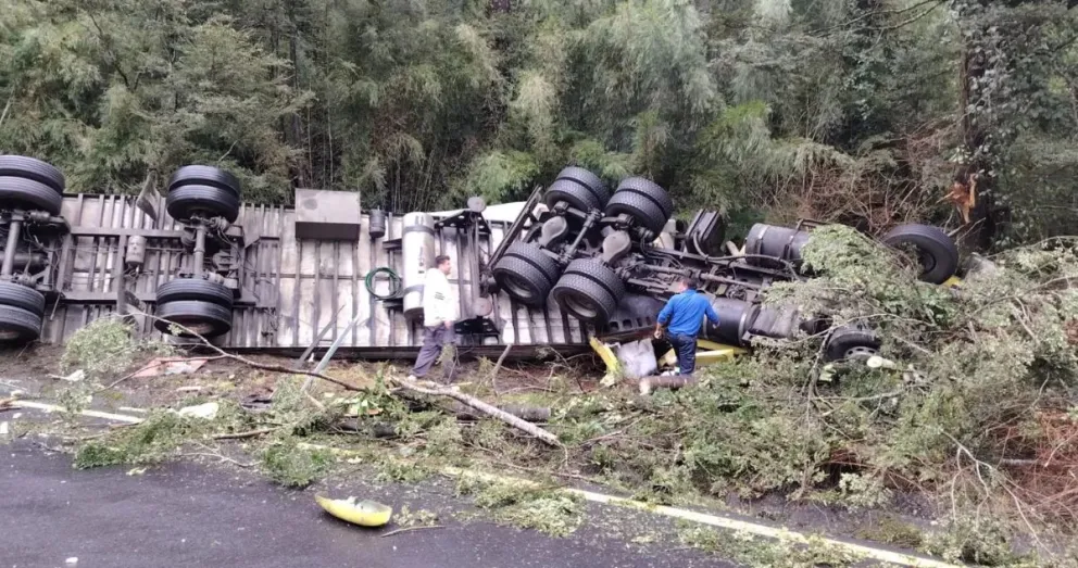El hecho se produjo en la ruta chilena 231 a poca distancia del paso fronterizo. Foto: Radio Bio Bio.