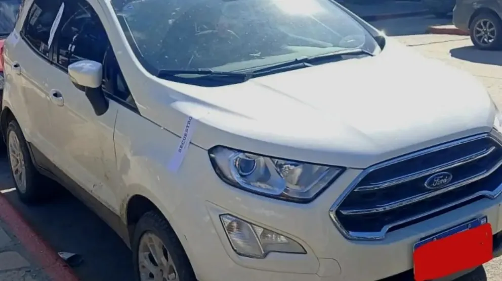 La Ford EcoSport fue trasladada a la Comisaría Segunda. Foto: Gentileza.
