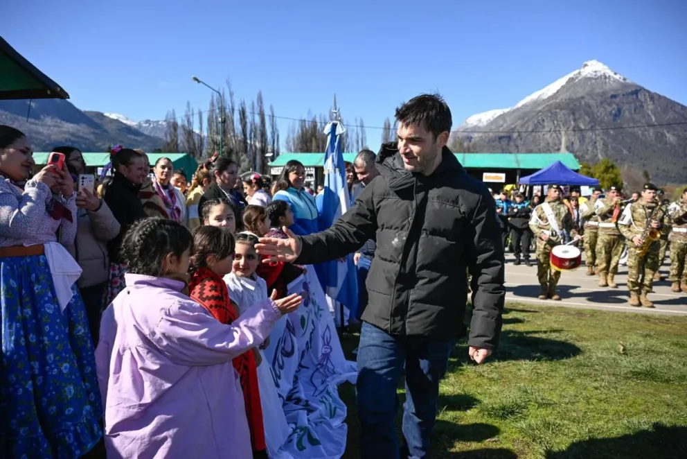 La localidad chubutense celebró un nuevo aniversario con importantes anuncios de obras. Foto: Gobierno de Chubut. 