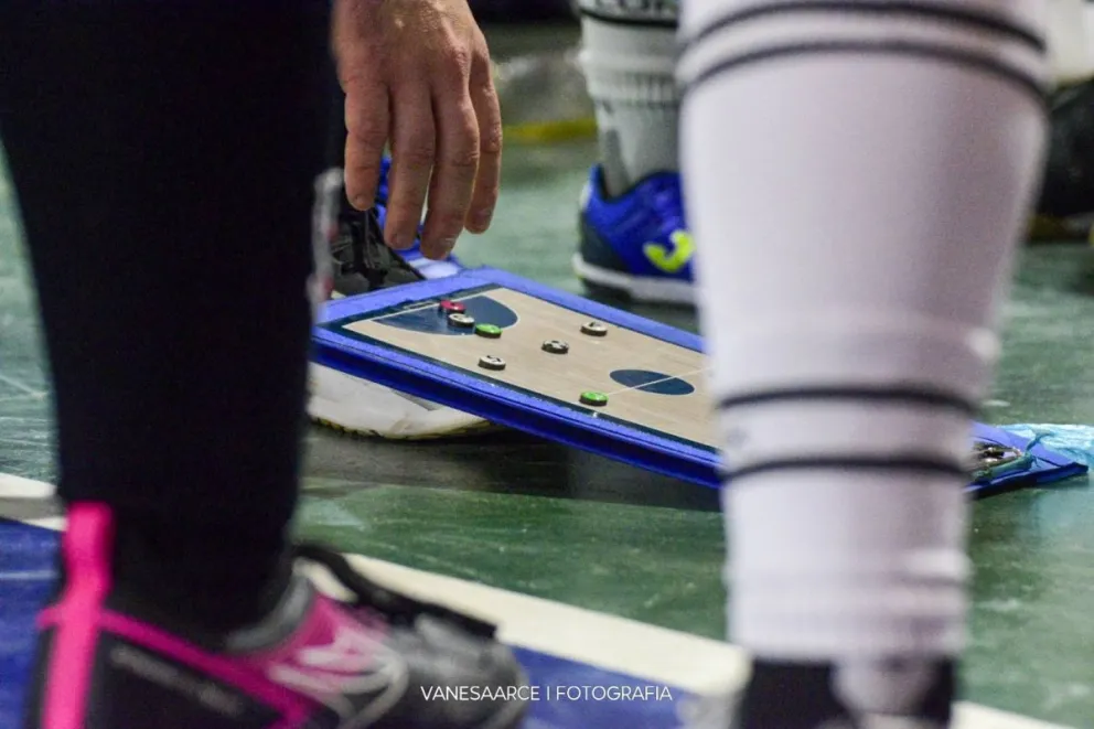 Cinco jornadas con un excelente futsal nacional en Bariloche. Foto: Vanesa Arce