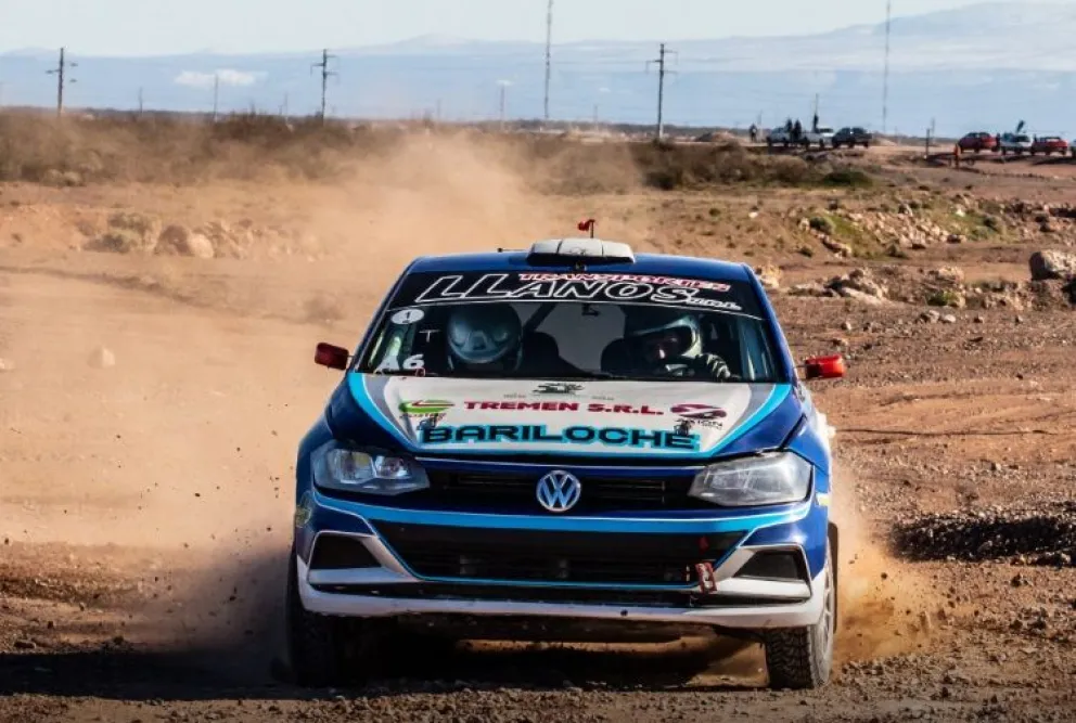 Daniel Llanos y Federico Centani se lucieron en Añelo. Foto: Locos x el Rally.