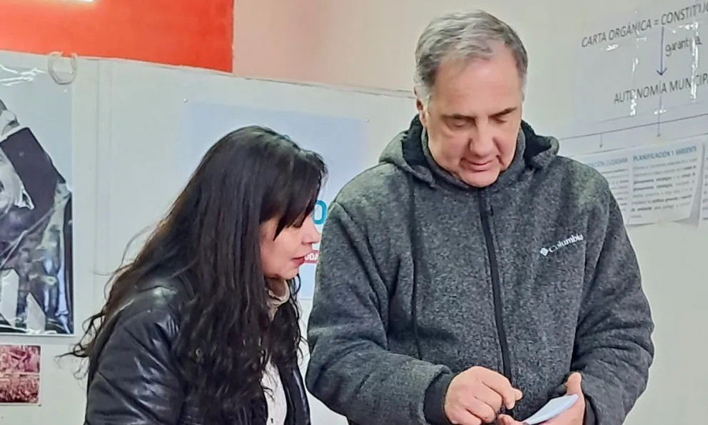Cascón es el primer candidato de la coalición integrada por la UCR y la CC-ARI.