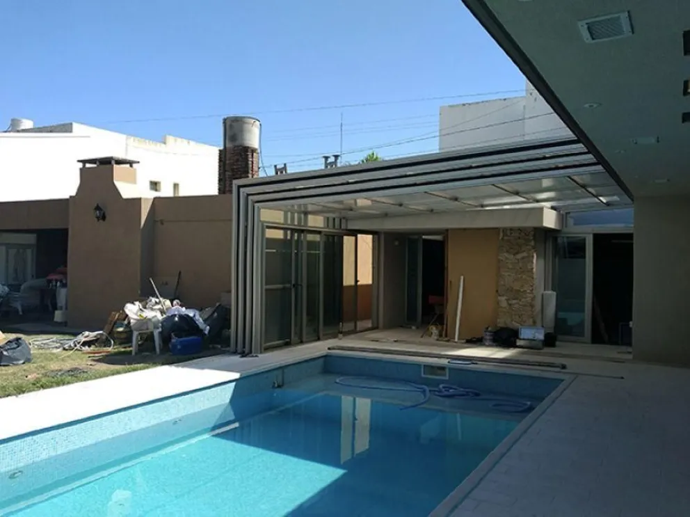 Piscinas Patagónicas festeja junto a clientes y amigos sus 35 años lanzando importantes promociones, en su local de Luis Piedrabuena al 6000.