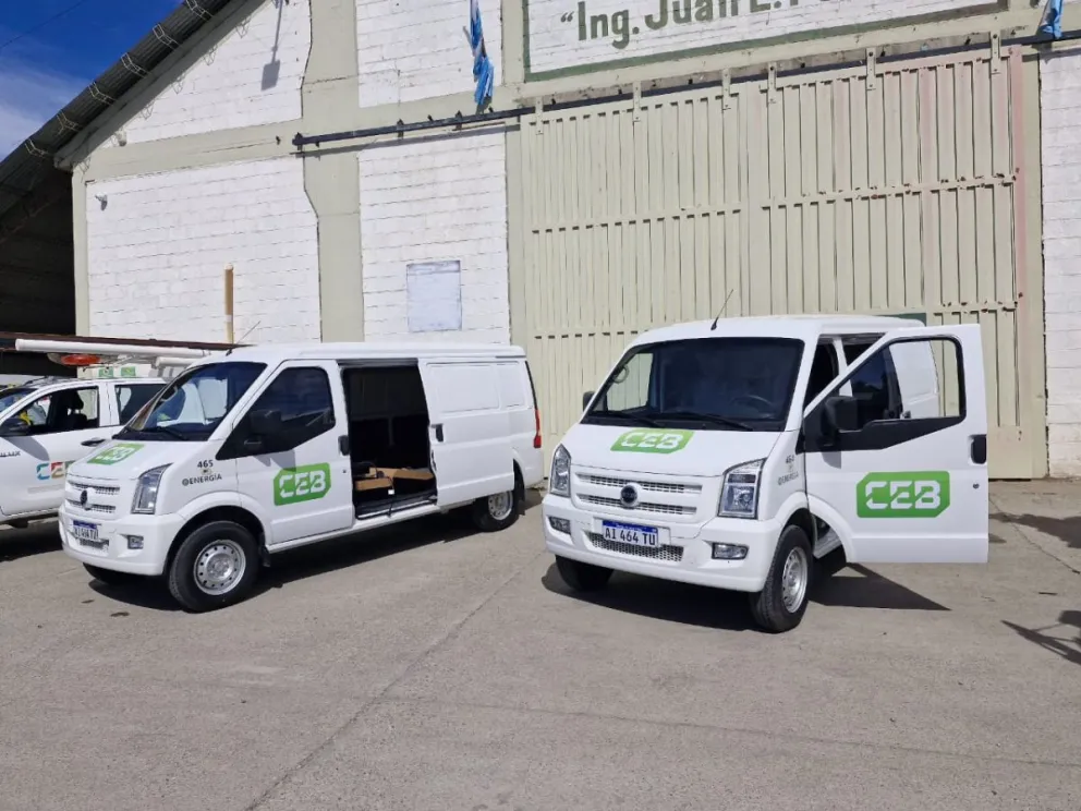La CEB inició la renovación de su flota con vehículos eléctricos. Fotos gentileza