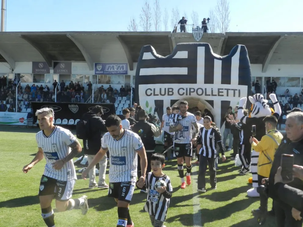 Cipolletti va por el triunfo y el pase a los cuartos de final. Foto: Cipo Pasión.