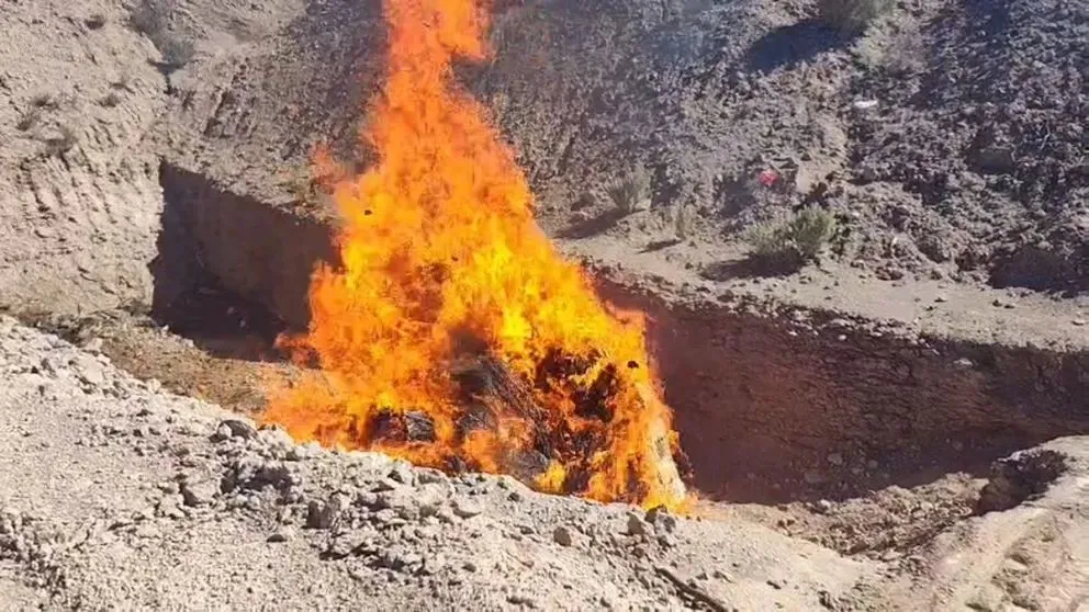 Impresionante incineración de marihuana.