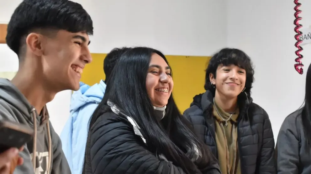 Weretilneck destacó las herramientas provinciales para acompañar el trabajo formal jóven. Foto gentileza