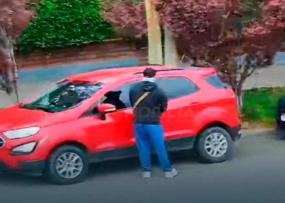 El hombre fue interceptado a pocas cuadras del lugar.