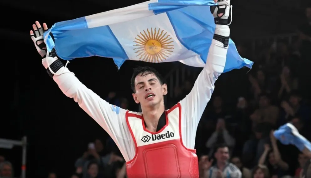 El neuquino, el representante de Plottier y toda su alegría. Foto: Prensa Comité Olímpico Argentino.