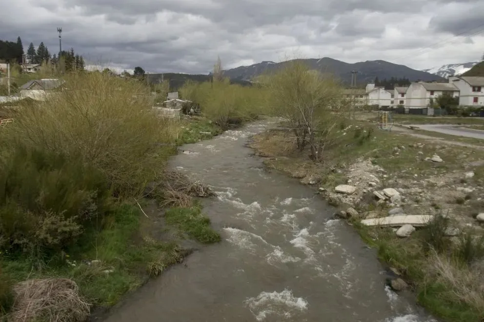  Los barrios afectados son: Pilar I, Pilar II, Dos Valles, 645 Viviendas, Valle Azul, Reina Mora, Entre Cerros y Lomas del Cauquén. Foto: Marcelo Martínez.
