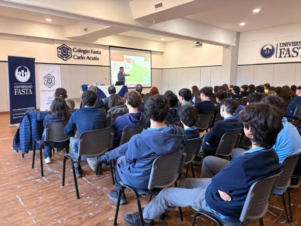 El Colegio FASTA Calo Acutis y la Universidad FASTA acercaron a los estudiantes al mundo productivo de la Provincia de Rio Negro. Fotos gentileza 