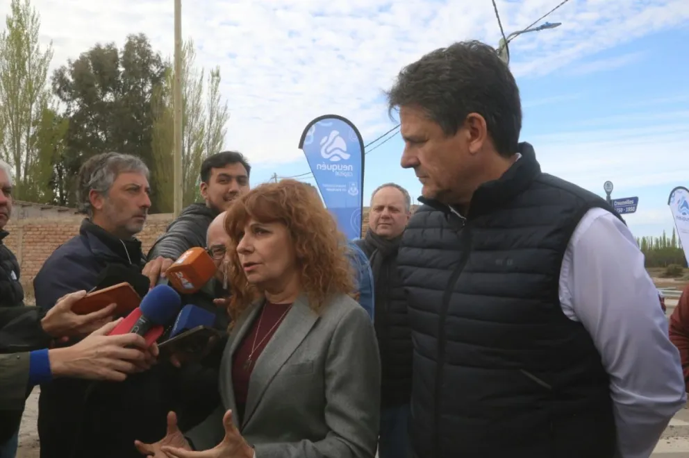 Gaido y Pasqualin explicaron que con el nuevo plan todo el oeste quedará asfaltado.