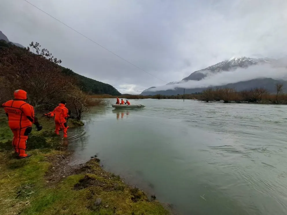 Fotos gentileza: brigadistas del Departamento ICE del Parque Nacional Nahuel Huapi.