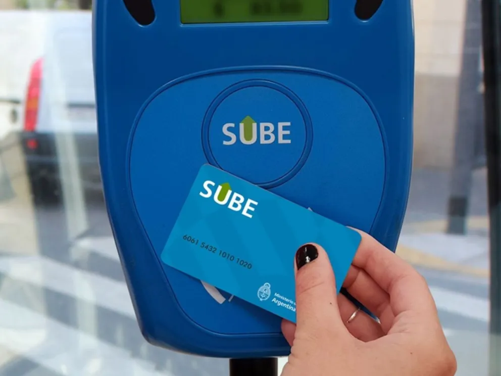 En caso de no contar con una tarjeta, se entregará una nueva al momento del trámite, con un costo de $1.500. Foto: ilustrativa.