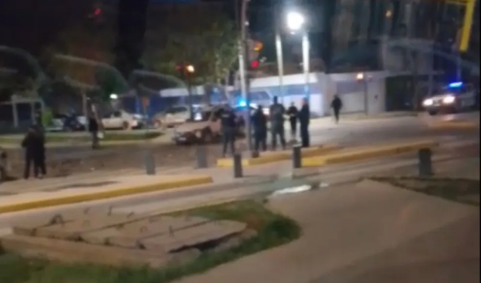 Robo, fuga y choque en Neuuquén.