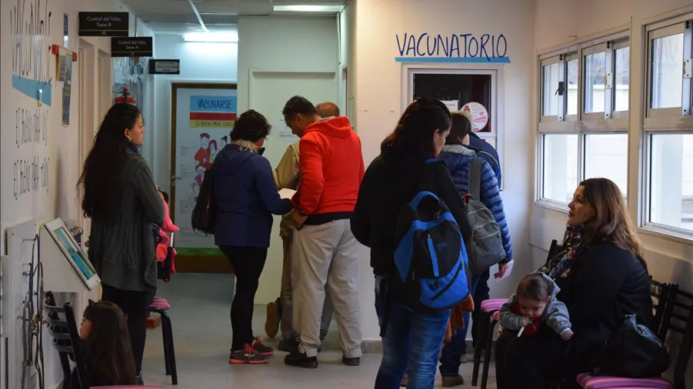 La cobertura de vacunación contra el meningococo en Argentina muestra una caída a medida que avanza el esquema. Foto ILUSTRATIVA