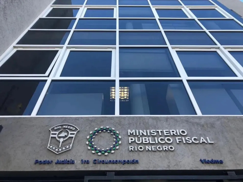 El fallo incluyó la revocación de la modalidad condicional que pesaba sobre una condena previa impuesta al imputado.