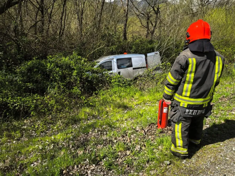 Pese a la violencia del accidente, no hubo personas lesionadas. Foto gentileza 