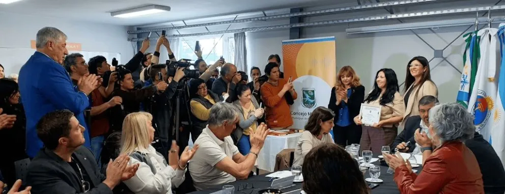 Concejales de todos los bloques dedicaron sentidas palabras sobre la renuncia de Costa Brutten.