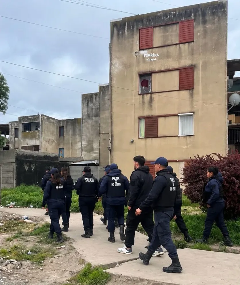 Detuvieron a un hombre de 20 años con pedido de captura de la Justicia de Buenos Aires.