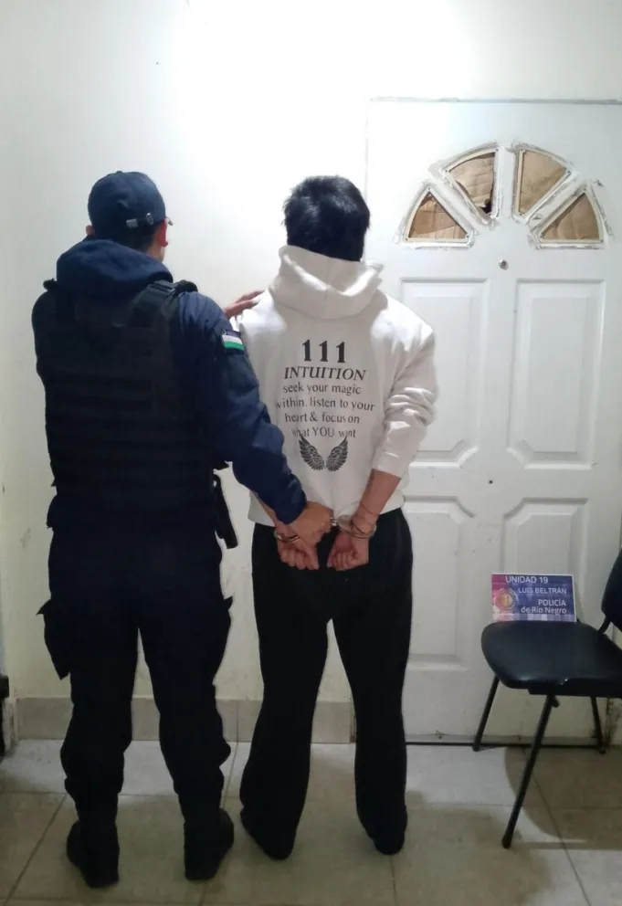 Joven detenido.